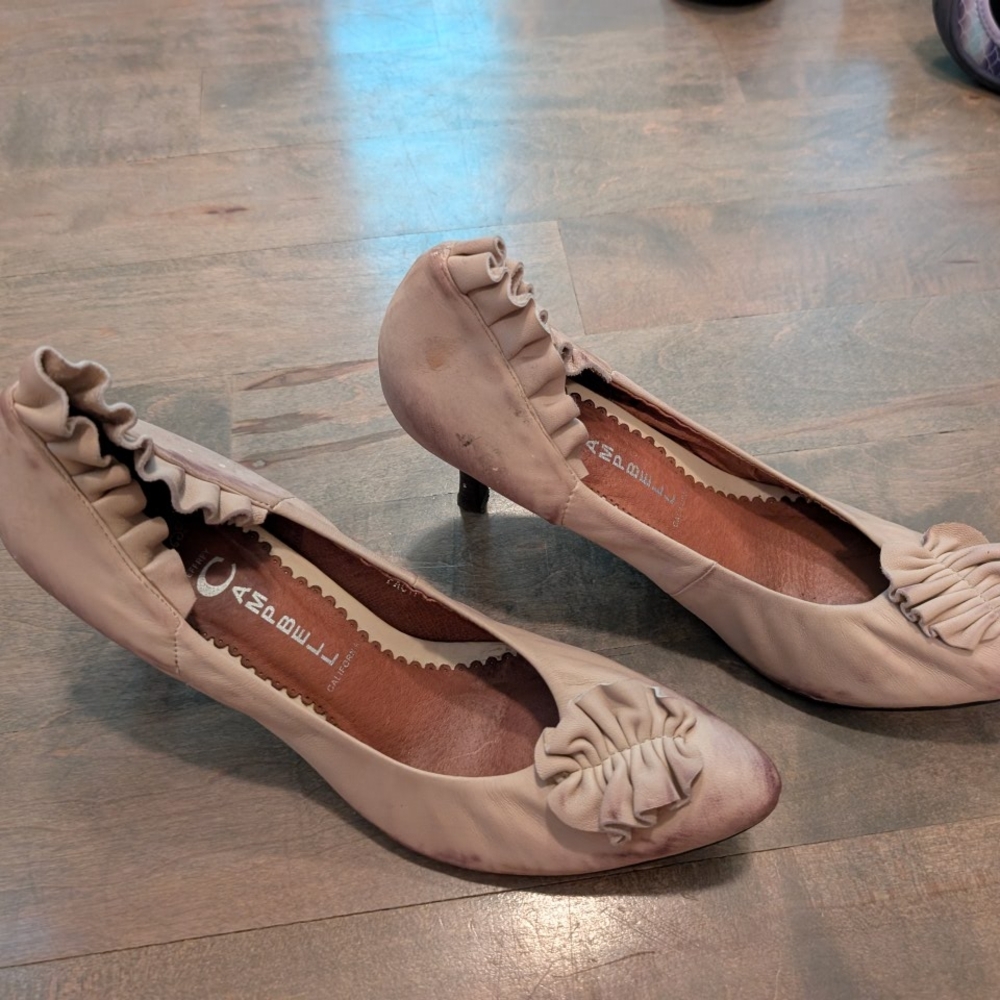 Jeffrey Campbell Cream Ruffle Heels